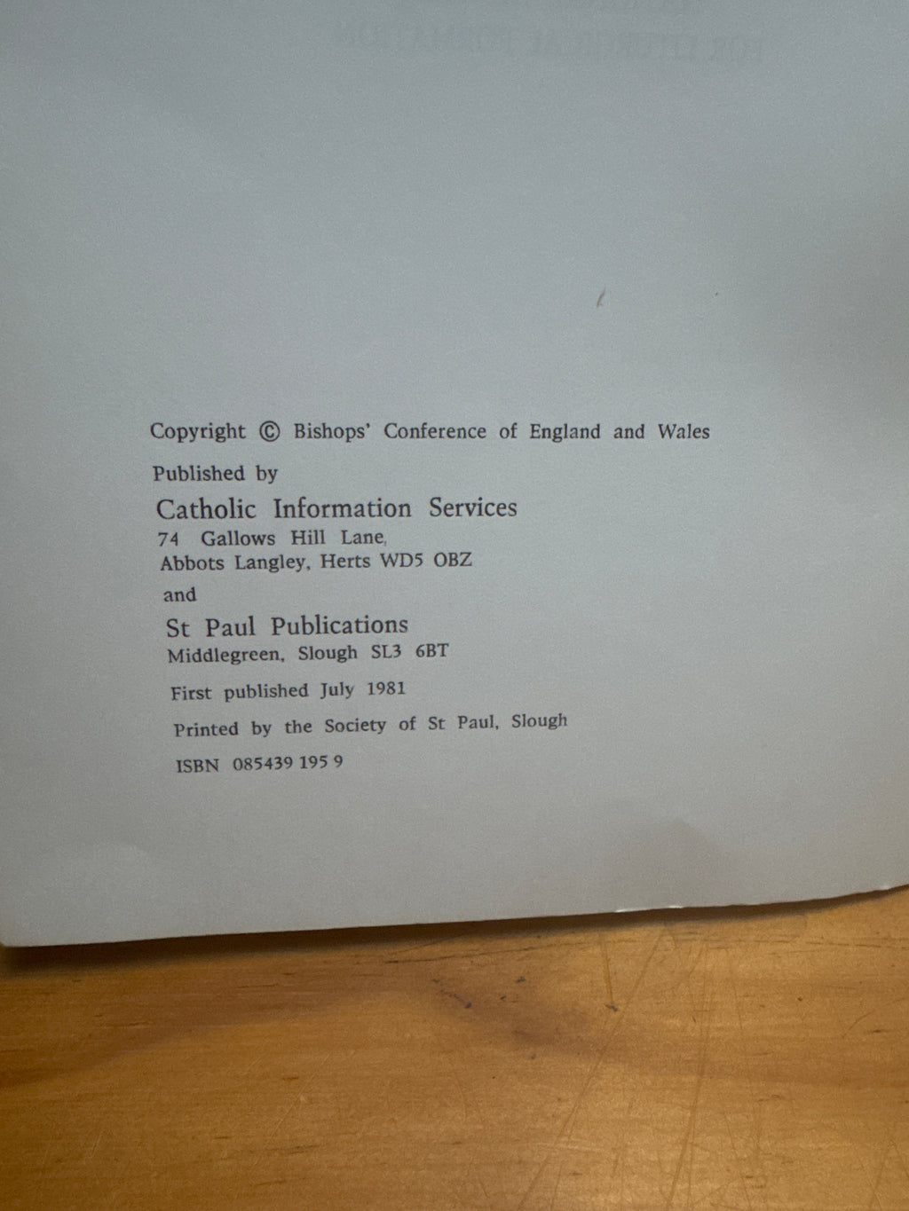 Living Liturgy, A Report to the Bishops of England & Wales paperback book