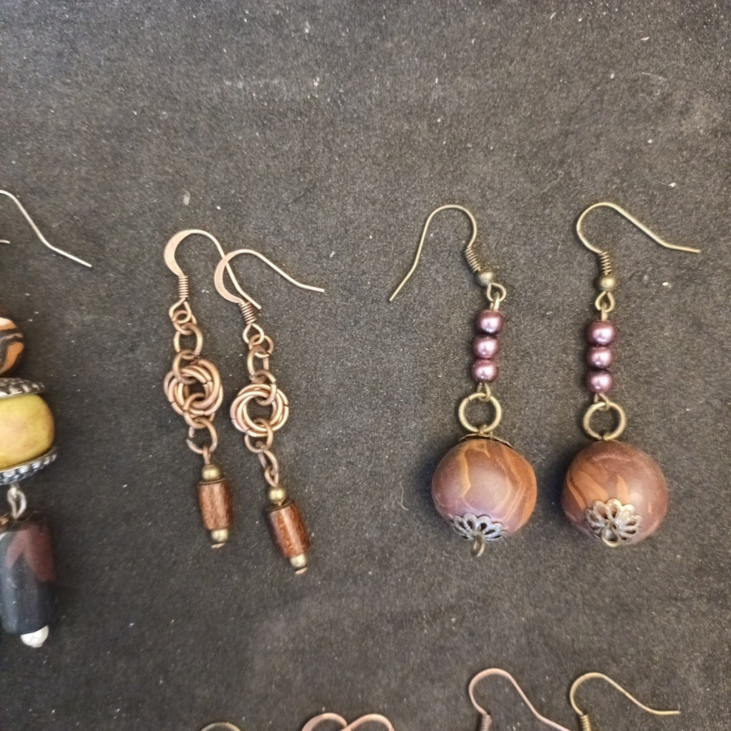 Earrings. Pairs Of Earrings For Pierced Ears. Dangle. Bundle Joblot