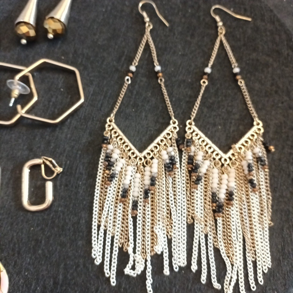 Earrings. Pairs Of Earrings For Pierced Ears. Hoop Dangle. Bundle Joblot