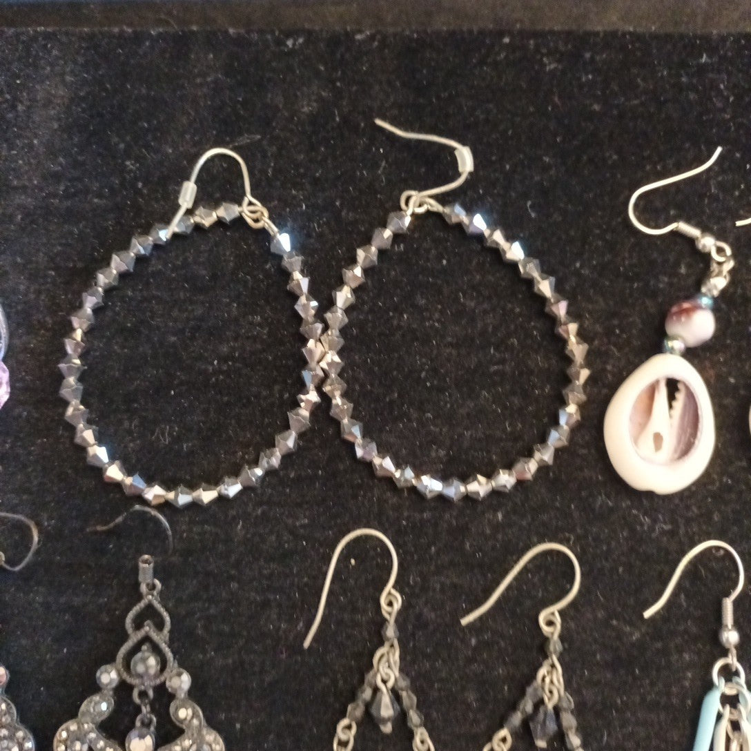 Earrings. Pairs Of Earrings For Pierced Ears. Dangle. Bundle Joblot