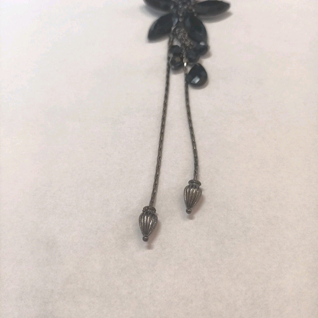 Avon Black Colour Necklace Flower Pendant 17.5in Plus 2.5in Extender