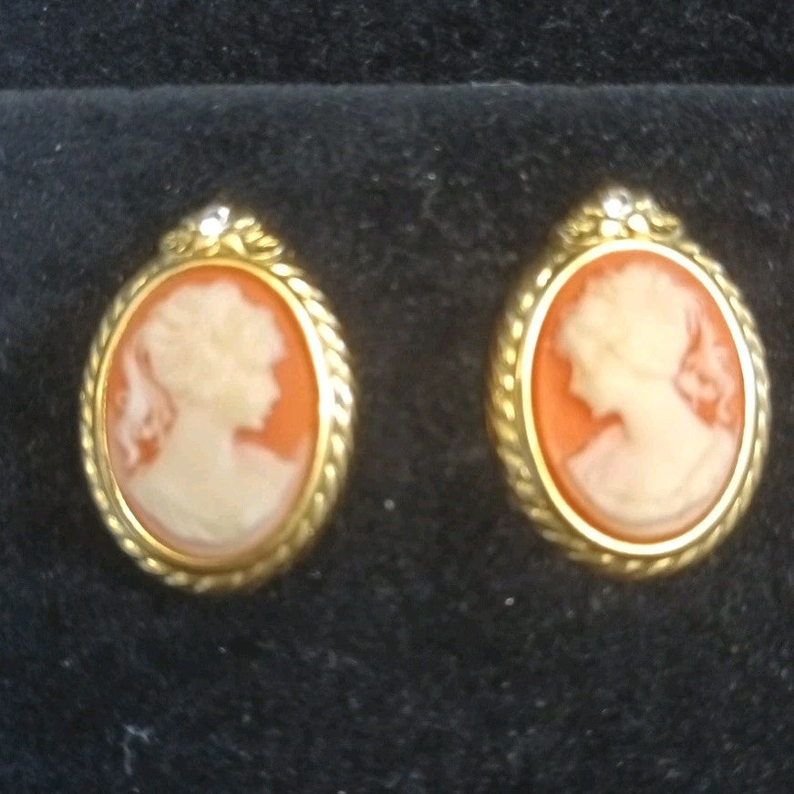 Gold Tone Cameo Style Clip On Earrings 27mm