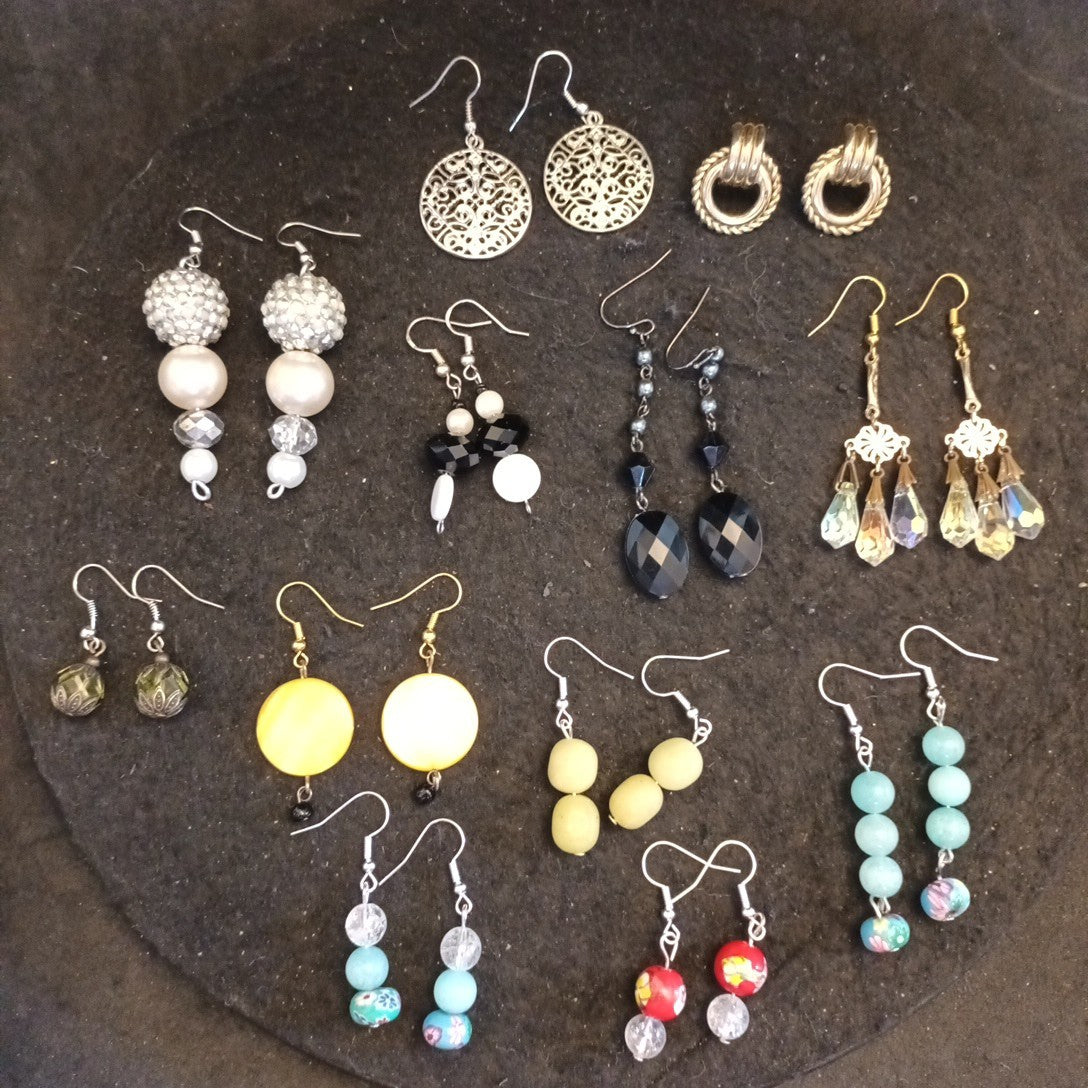 Earrings. Pairs Of Earrings For Pierced Ears. Hoop Dangle. Bundle Joblot