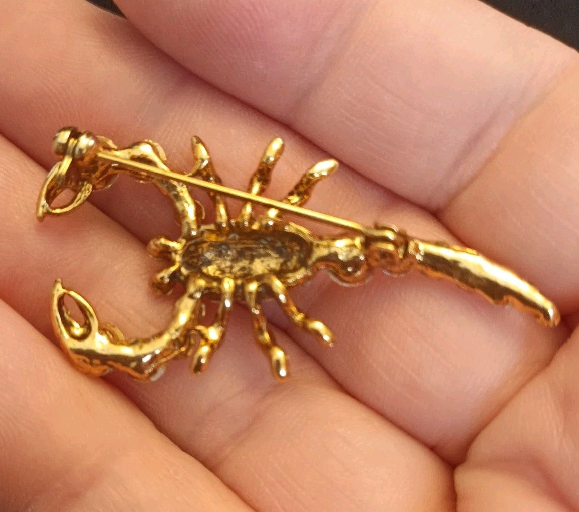 Scorpion Brooch Sparkly Rhinestones Gold Tone 5cm