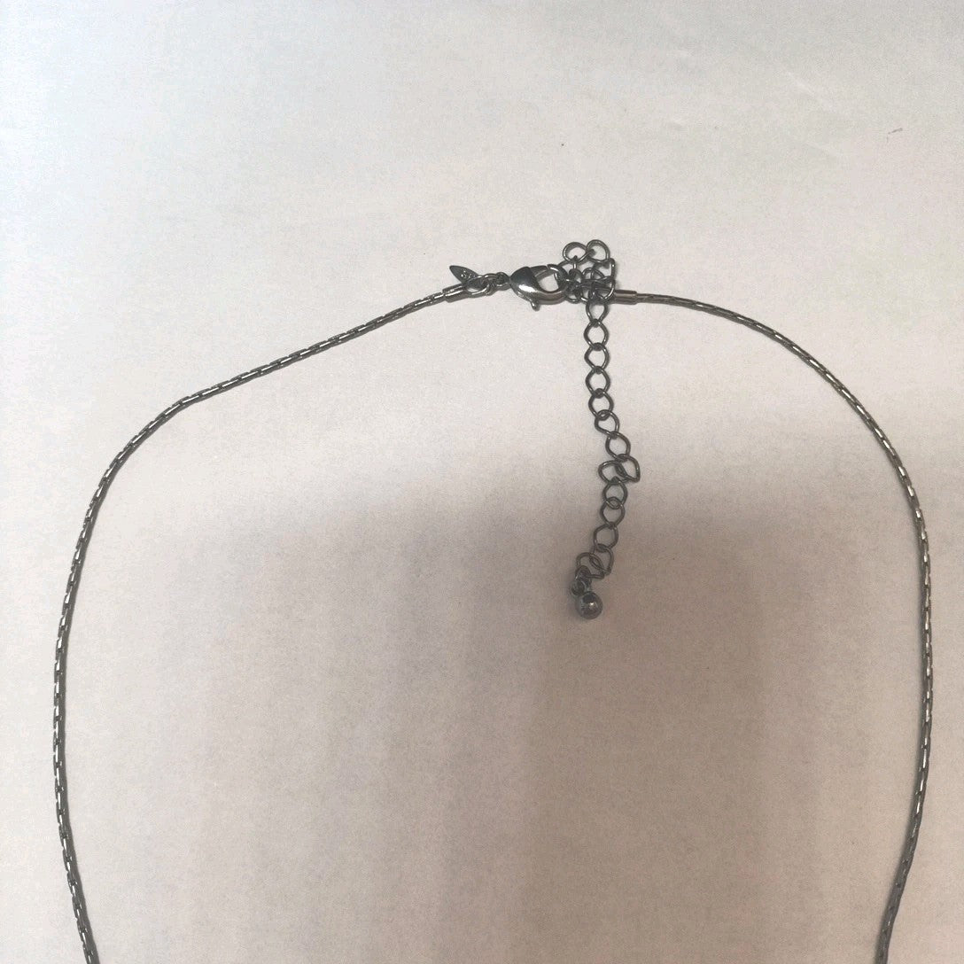 Avon Black Colour Necklace Flower Pendant 17.5in Plus 2.5in Extender