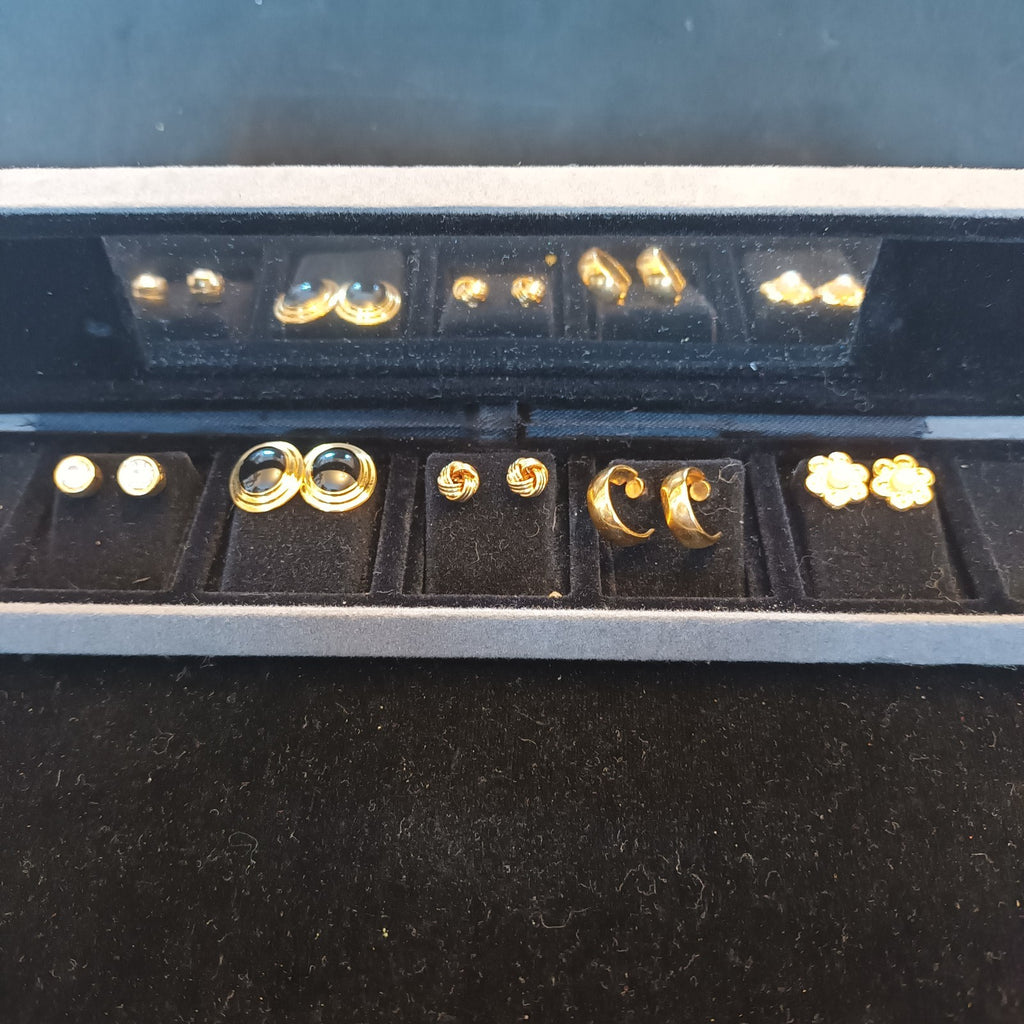 5 Pairs of Gold Tone Earrings for pierced ears