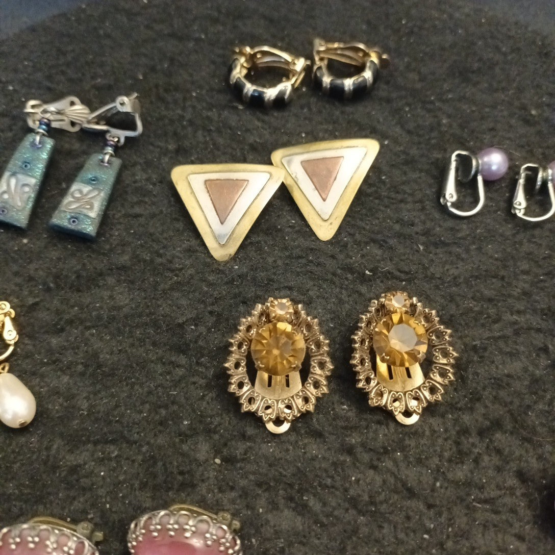 Clip On Earrings. 10 Pairs Of Clip On Earrings. Costume Jewellery Bundle