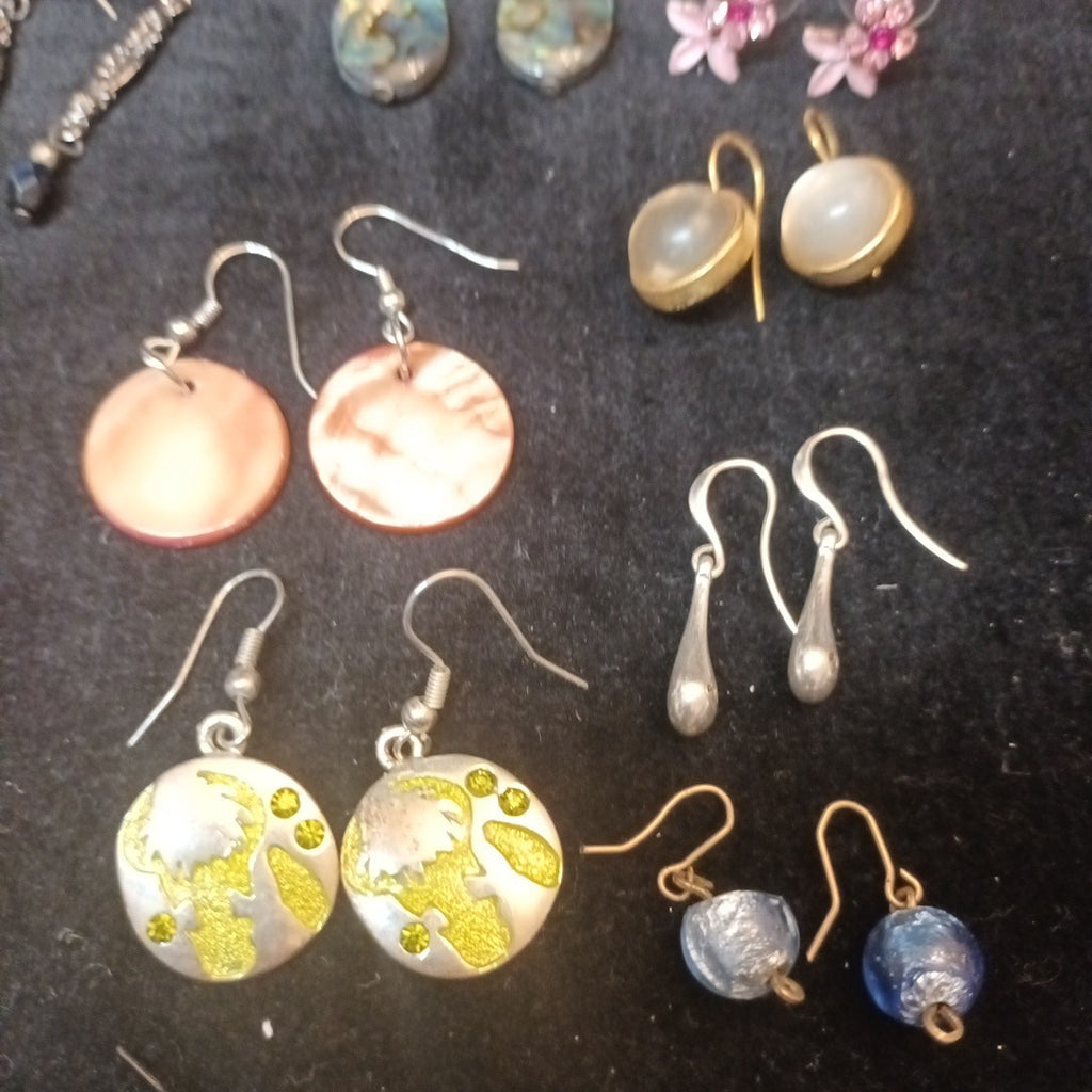 Earrings. Pairs Of Earrings For Pierced Ears. Dangle. Bundle Joblot