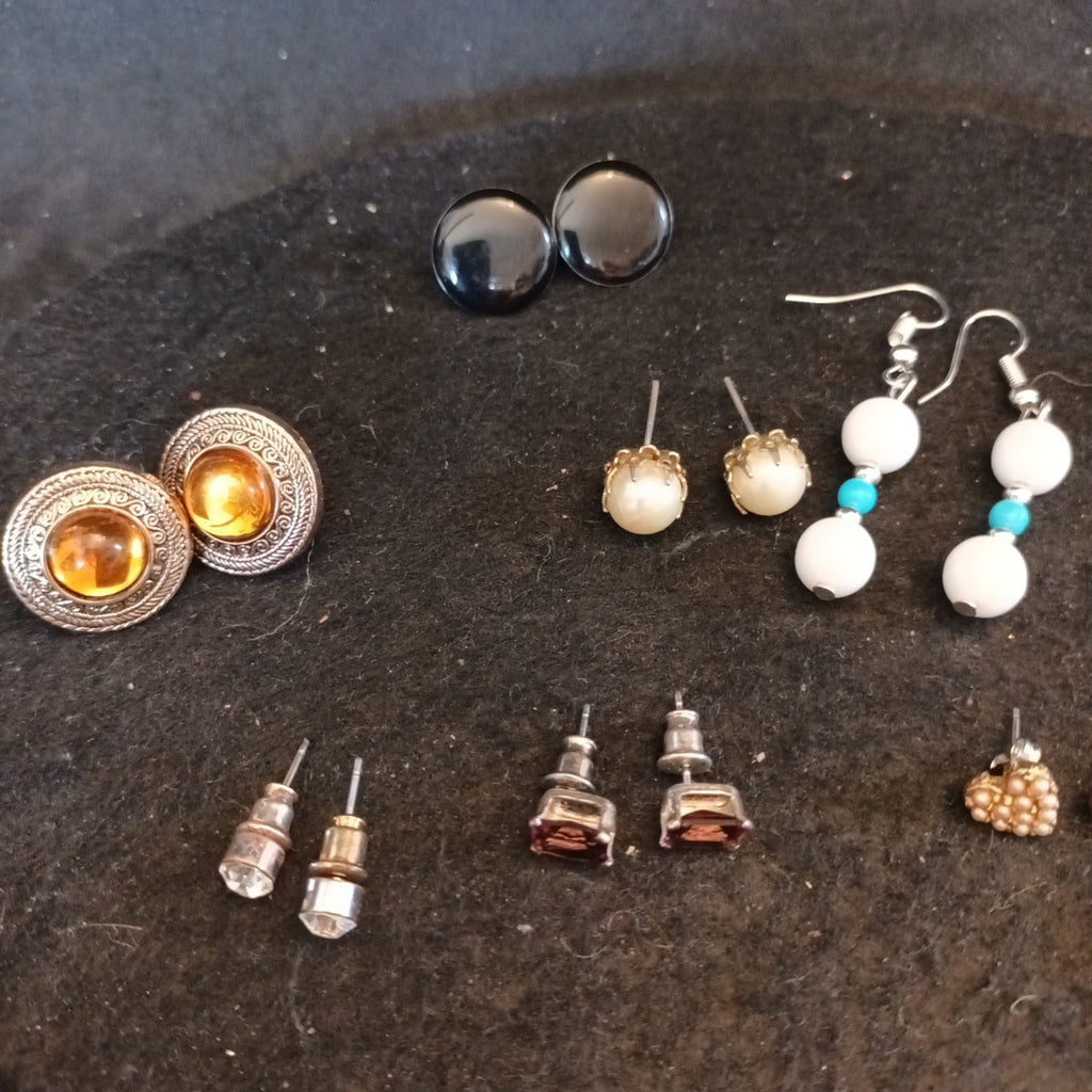Earrings. Pairs Of Earrings For Pierced Ears. Hoop Dangle. Bundle Joblot