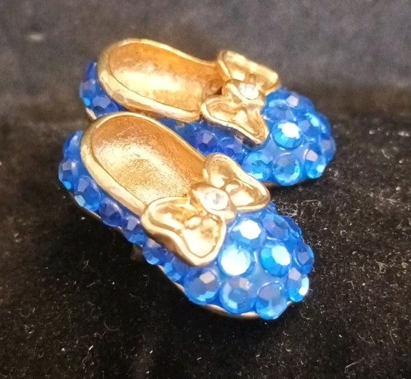 Suzanne Bjontegard Brooch Blue Sparkly Shoes