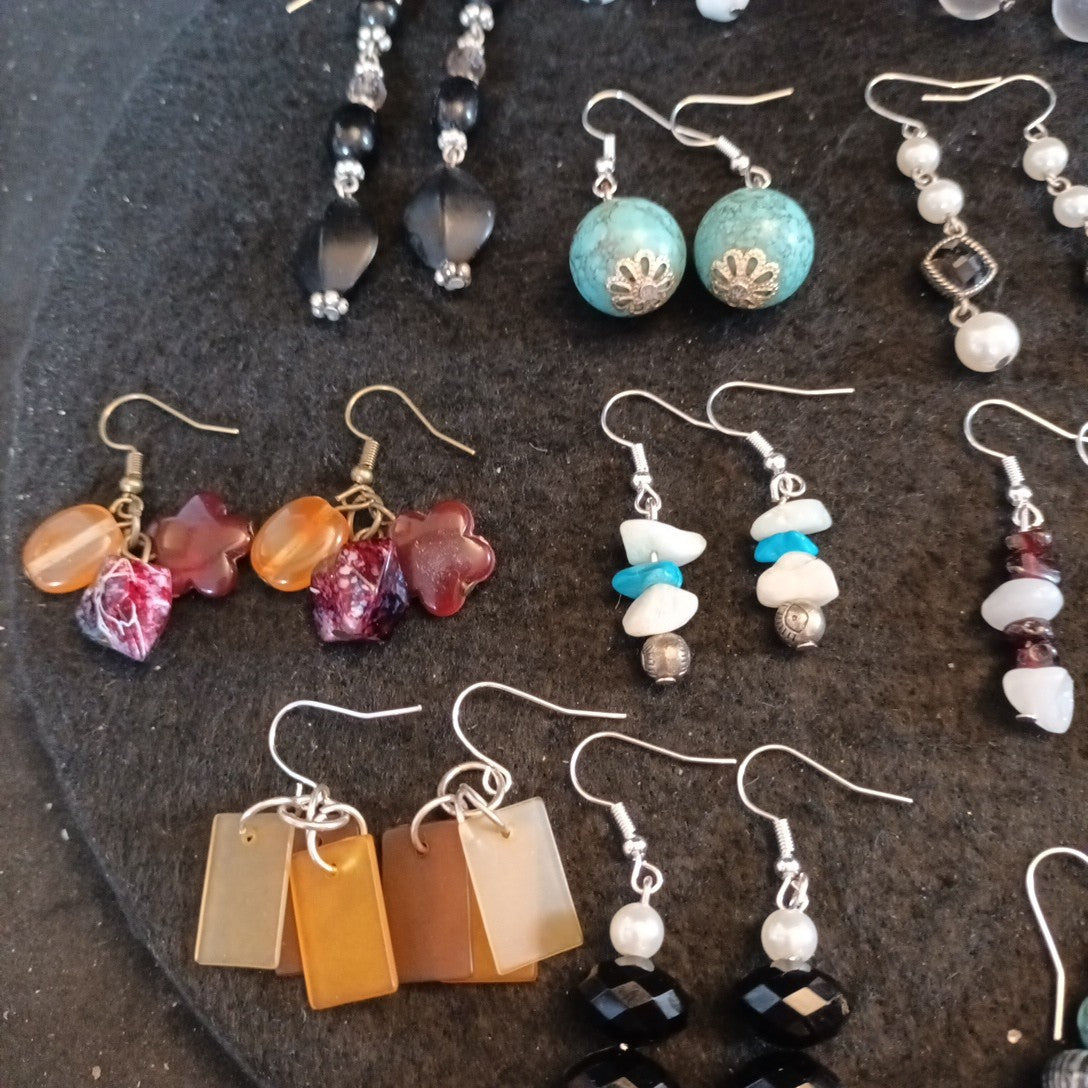 Earrings. Pairs Of Earrings For Pierced Ears. Hoop Dangle. Bundle Joblot