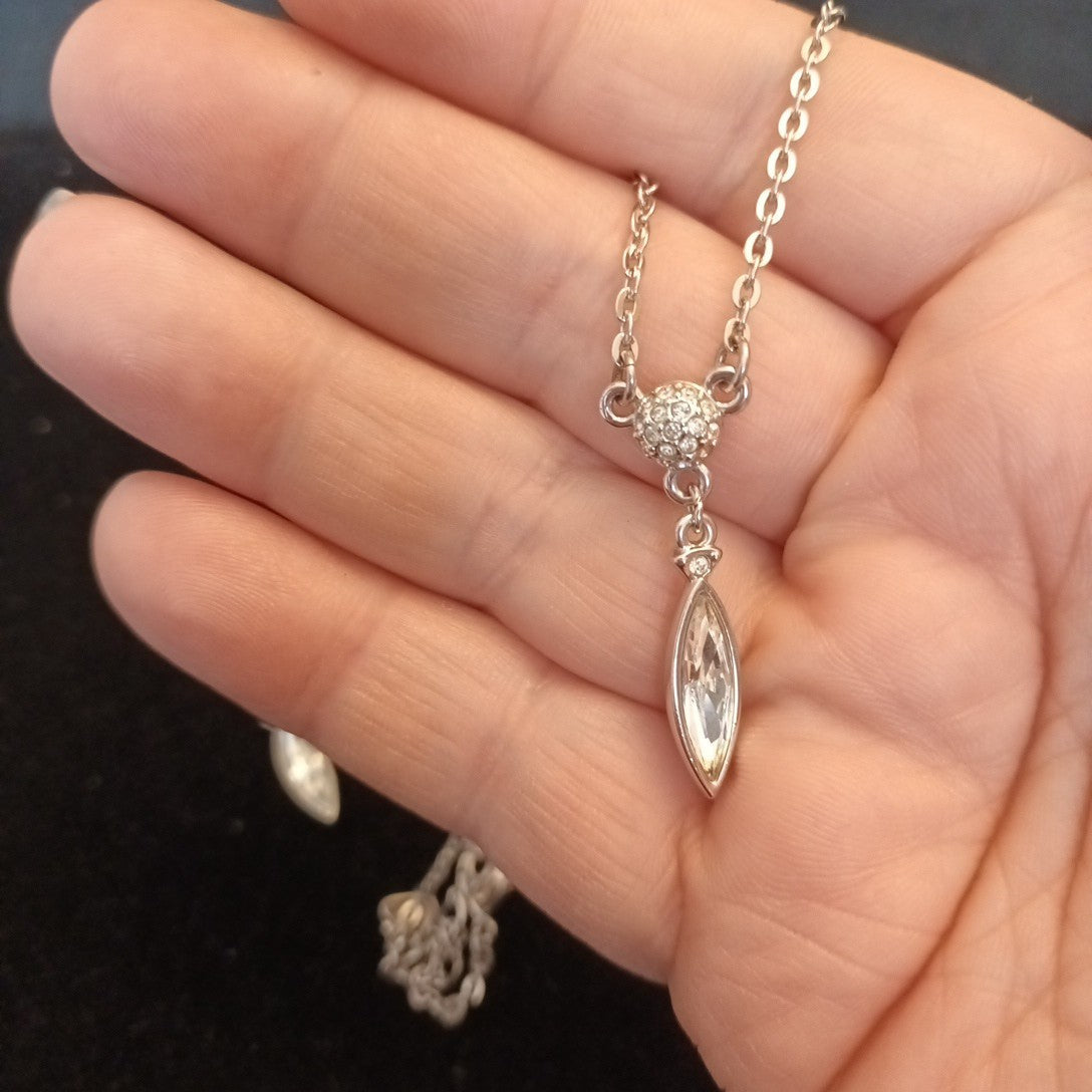 Swarovski silver tone necklace and earrings set