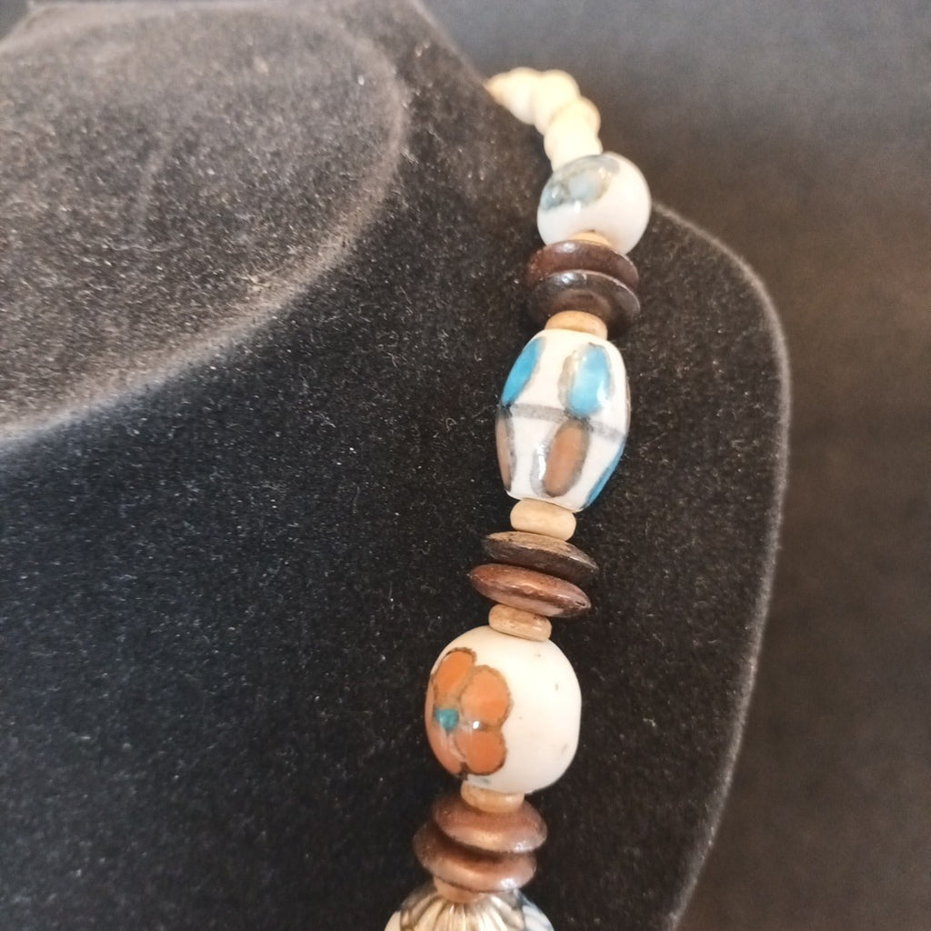 Ceramic Beaded Necklace With Large Pendant Floral 21in