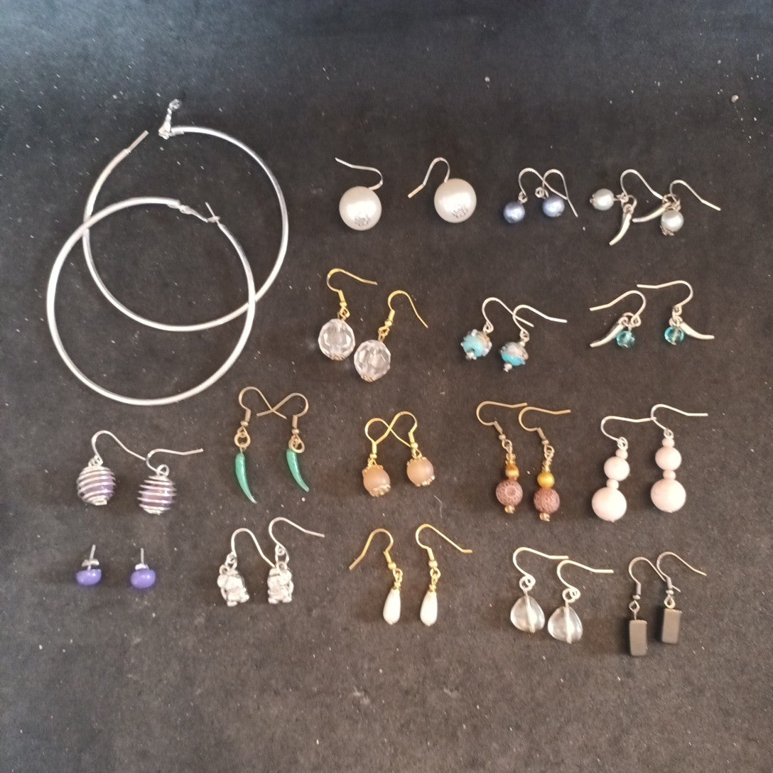 Earrings. Pairs Of Earrings For Pierced Ears. Hoop Dangle. Bundle Joblot