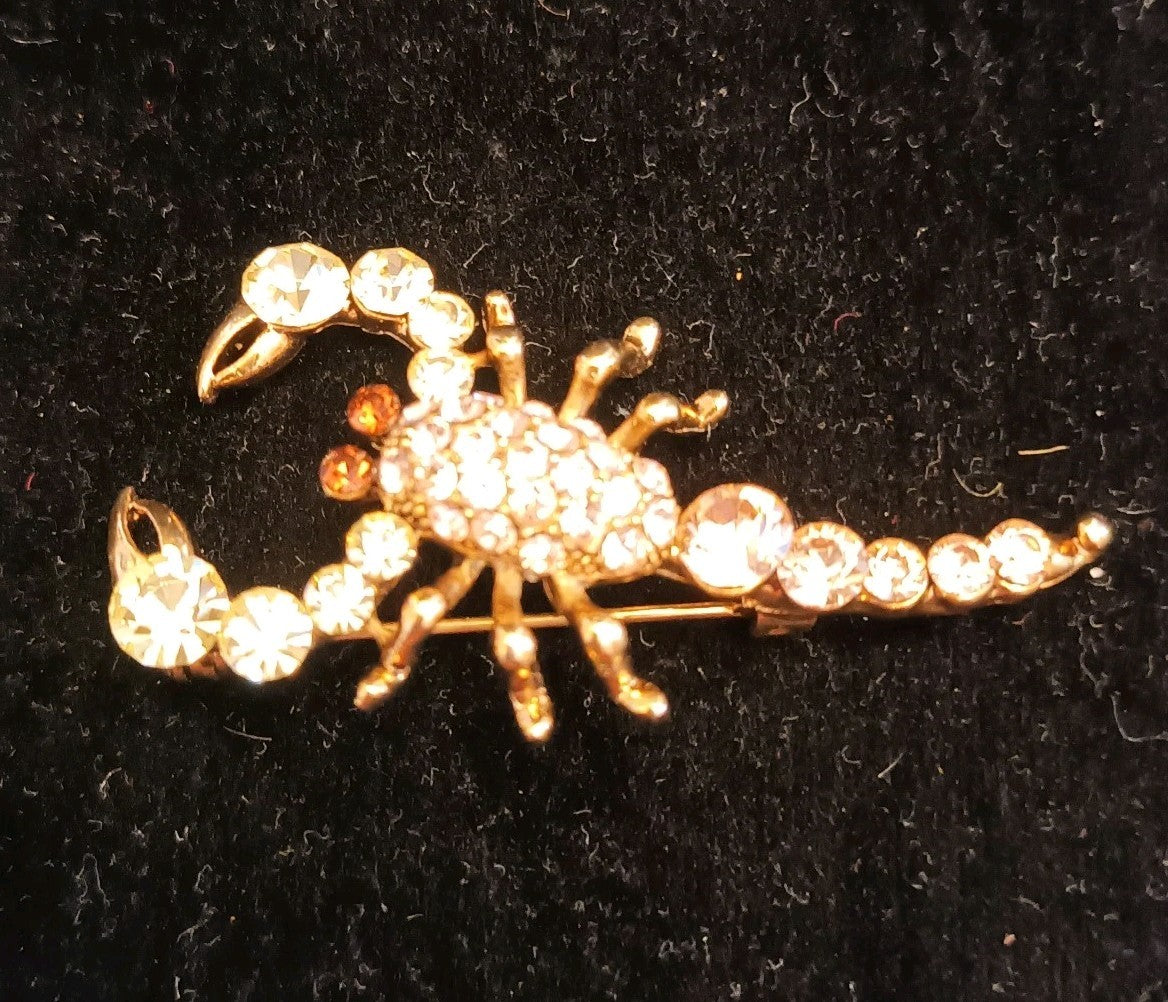 Scorpion Brooch Sparkly Rhinestones Gold Tone 5cm