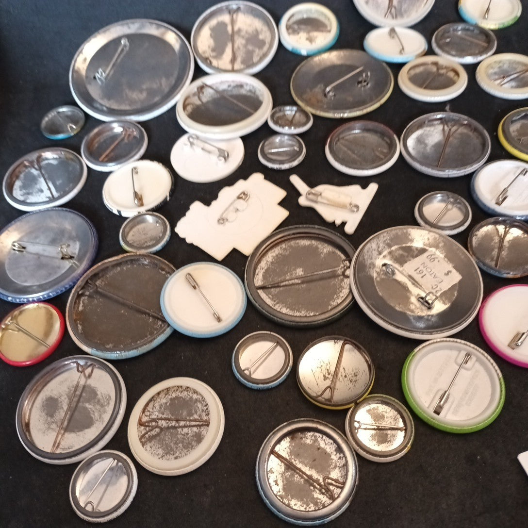 Badges Button Badges Pins Bundle Assorted Lot