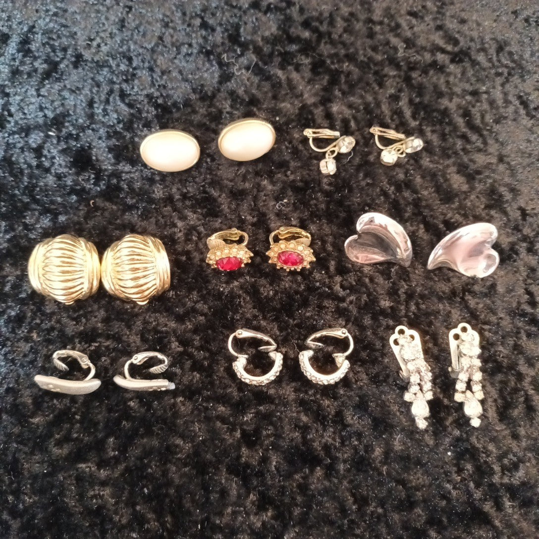 Clip On Earrings. 8 Pairs Of Clip On Earrings. Costume Jewellery Bundle