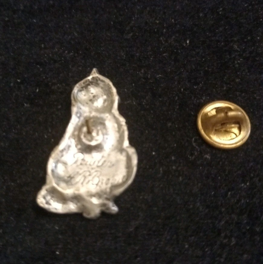 A R Brown Pewter Cat Pin 32mm