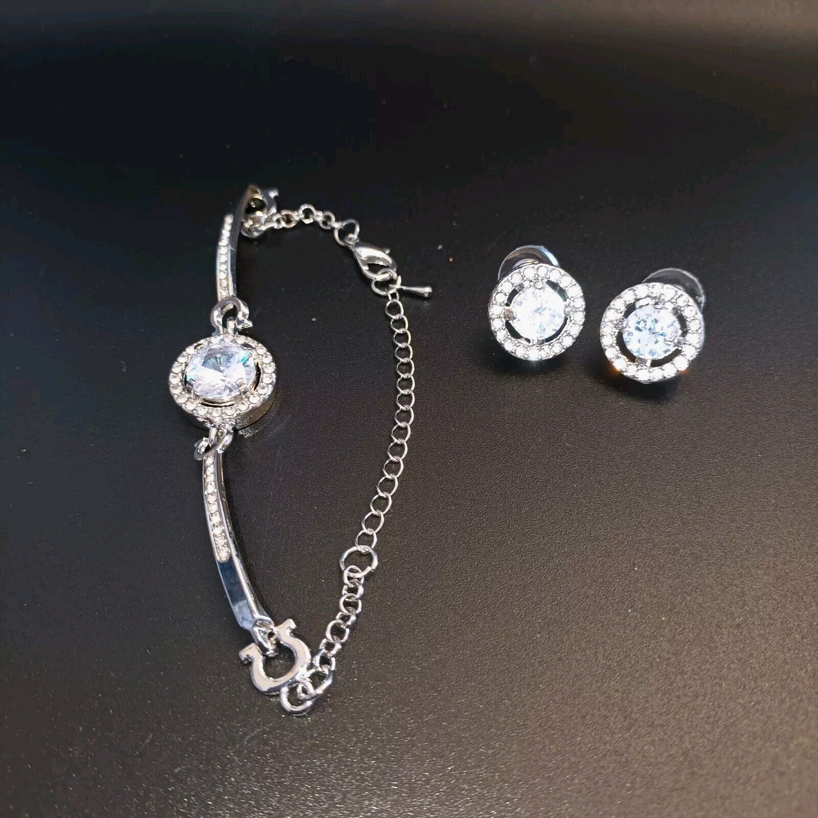 Silver Tone Bracelet And Matching Earrings. Sparkly.