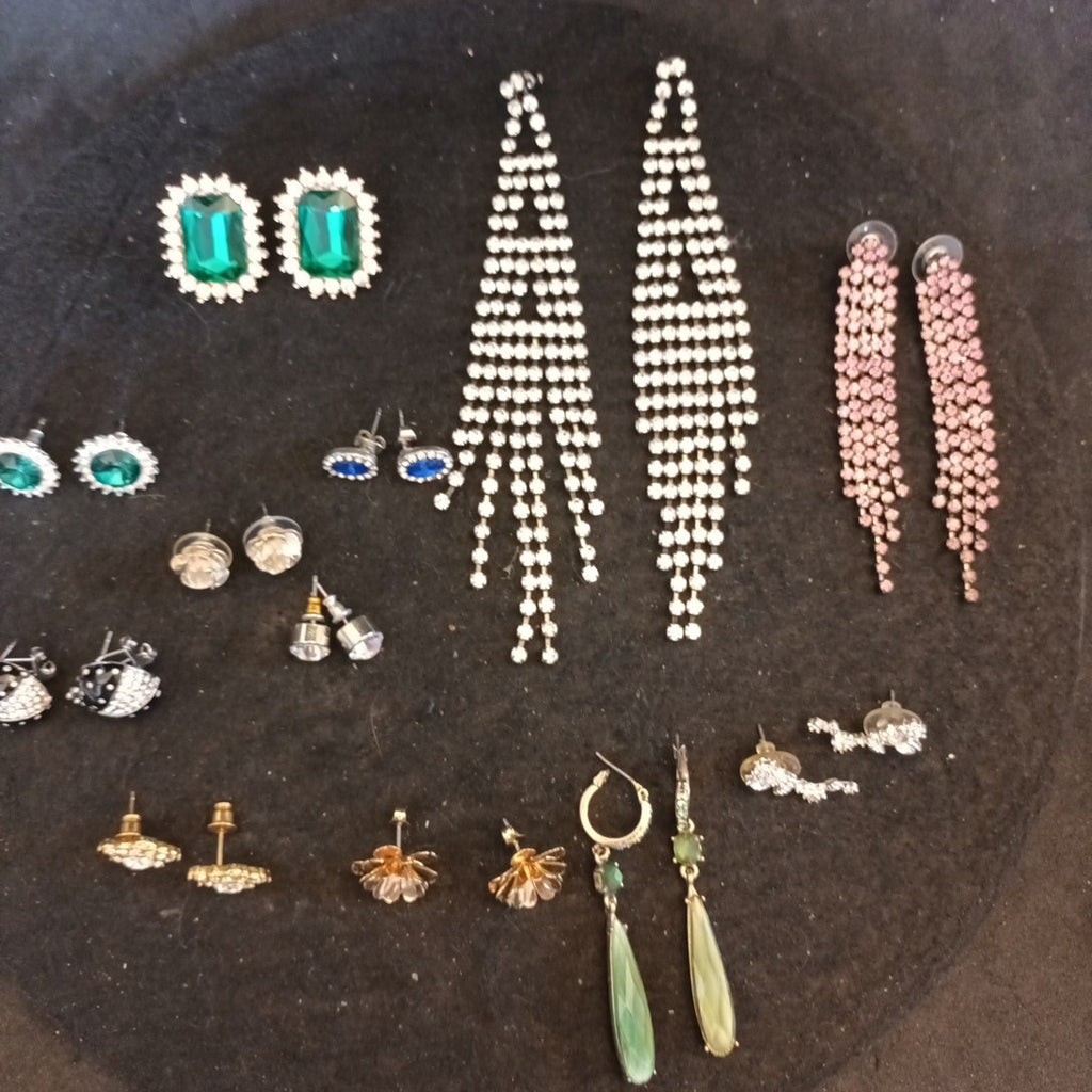 Earrings. Pairs Of Earrings For Pierced Ears. Hoop Dangle. Bundle Joblot