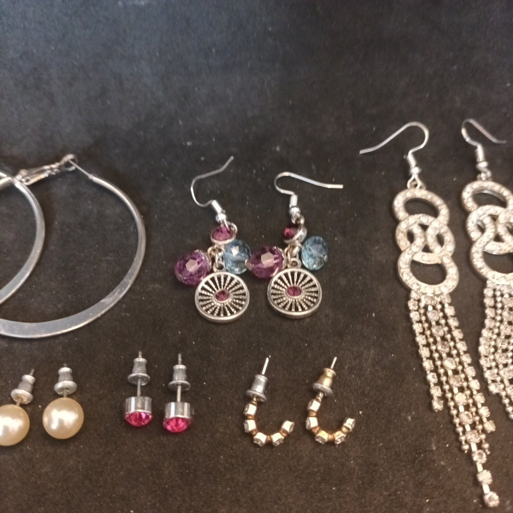 Earrings. Pairs Of Earrings For Pierced Ears. Hoop Dangle. Bundle Joblot