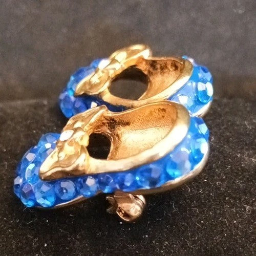 Suzanne Bjontegard Brooch Blue Sparkly Shoes