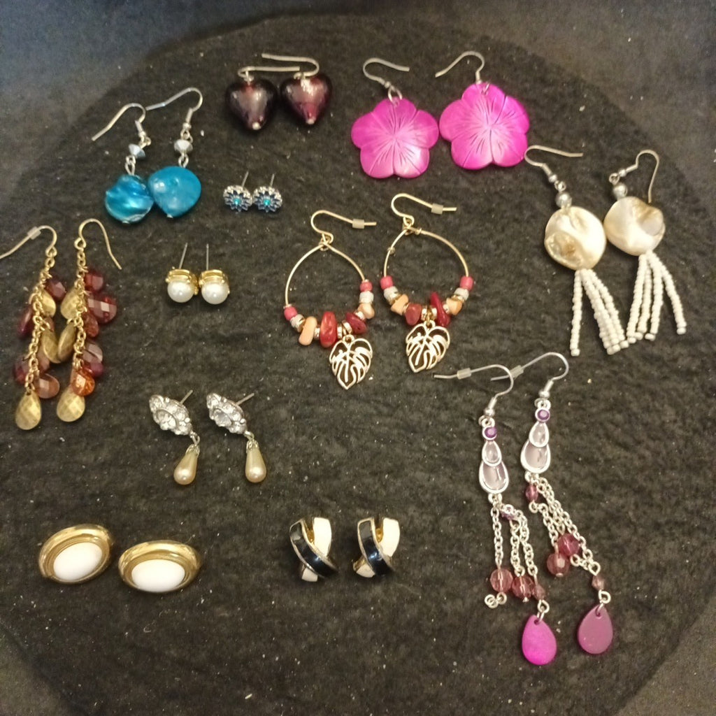 Earrings. Pairs Of Earrings For Pierced Ears. Hoop Dangle. Studs Bundle Joblot