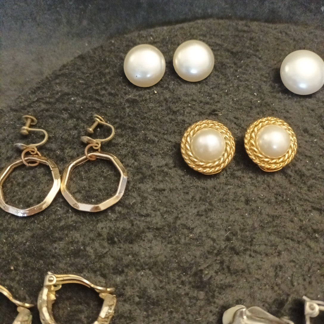 Clip On Earrings. 10 Pairs Of Clip On Earrings. Costume Jewellery Bundle