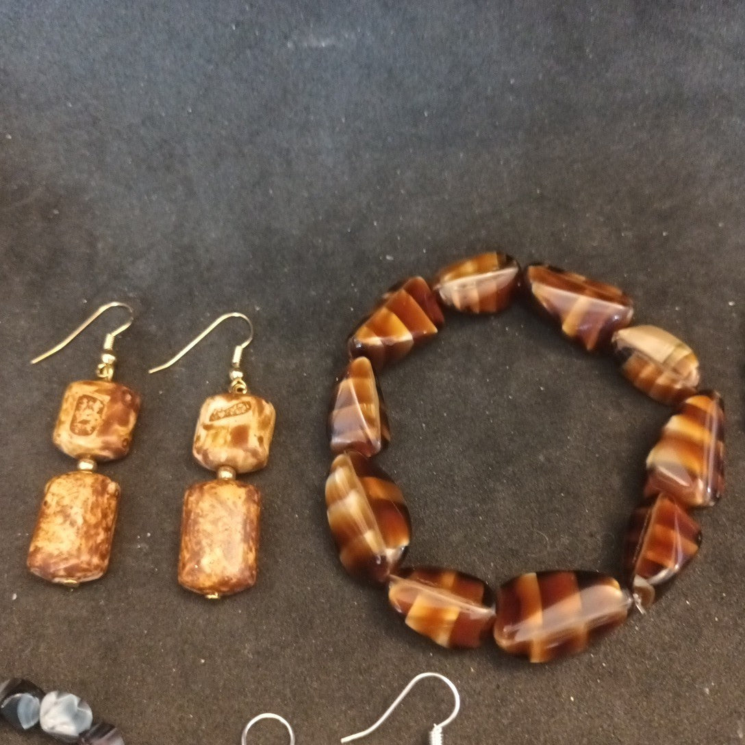 Costume Jewellery Earrings And Bracelet Bundle Joblot Glass And Ceramic