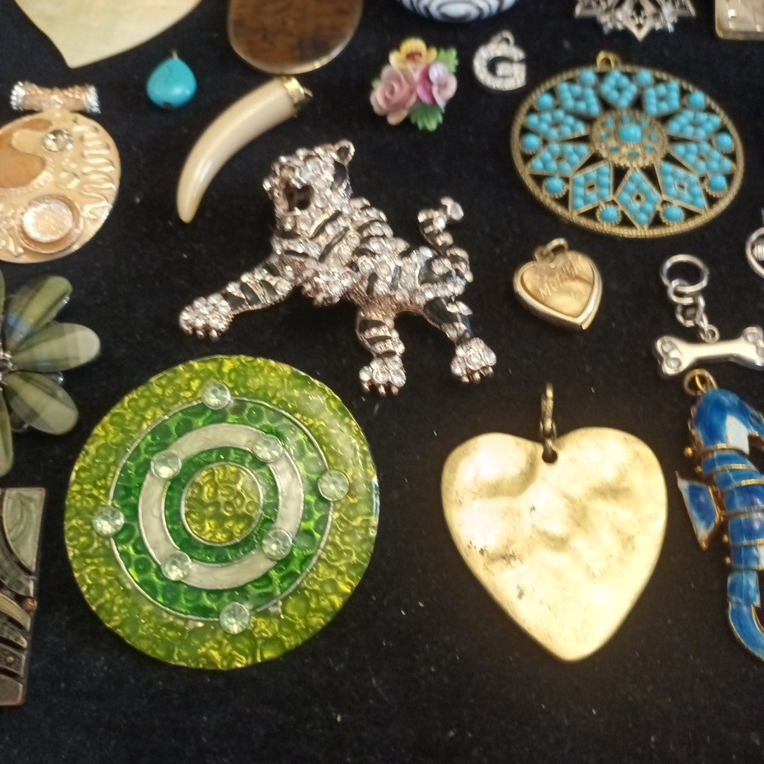 Joblot Bundle Of Pendants Mixed Lot Costume Jewellery