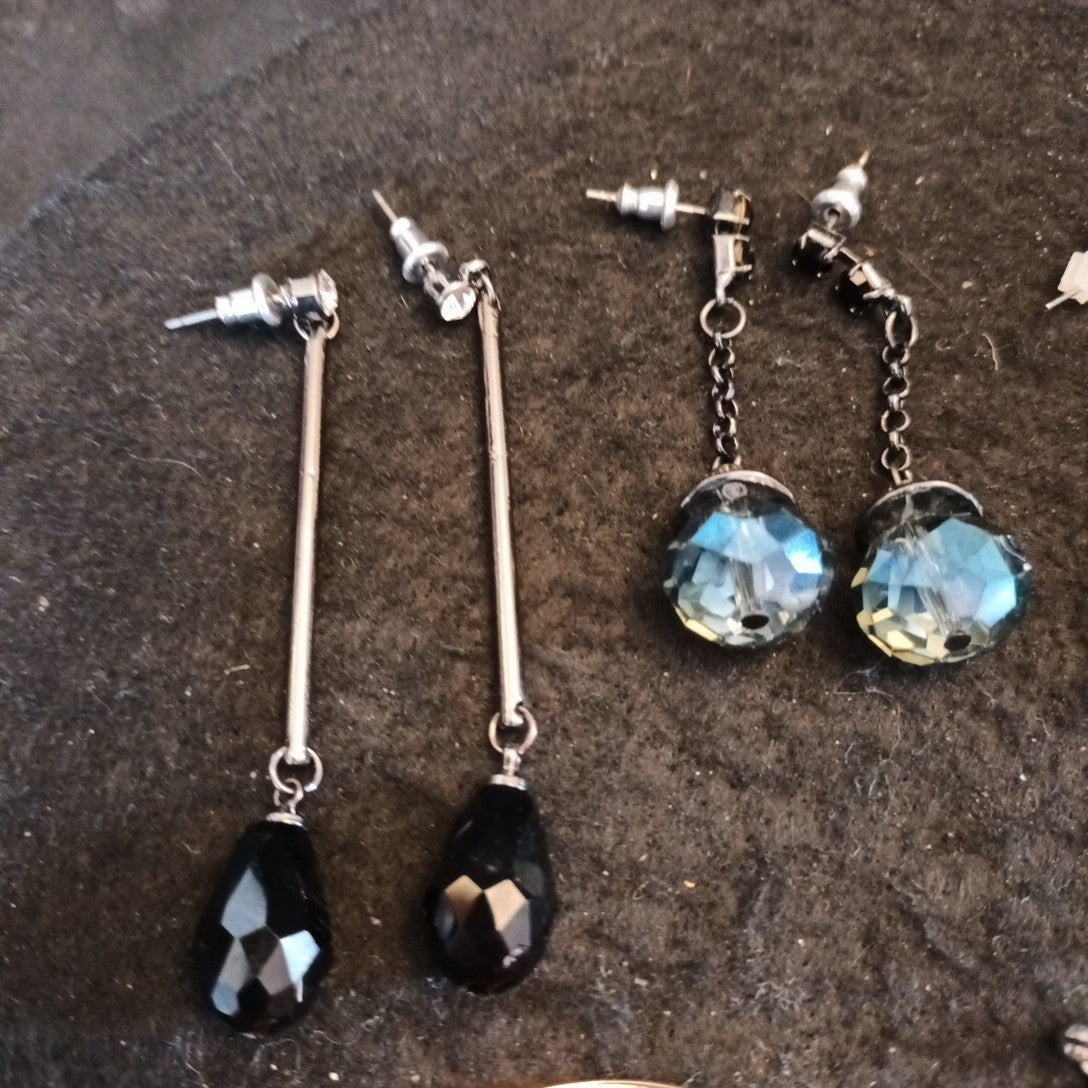 Earrings. Pairs Of Earrings For Pierced Ears. Hoop Dangle. Bundle Joblot