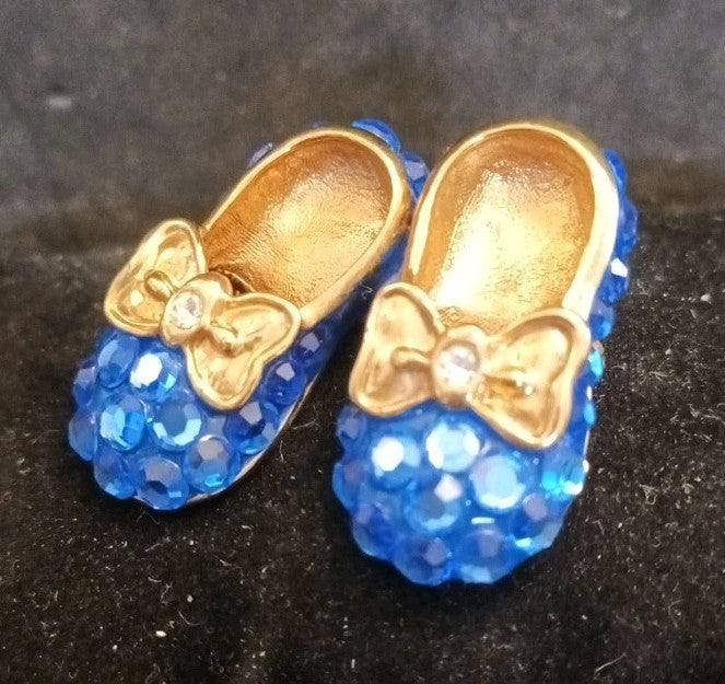 Suzanne Bjontegard Brooch Blue Sparkly Shoes