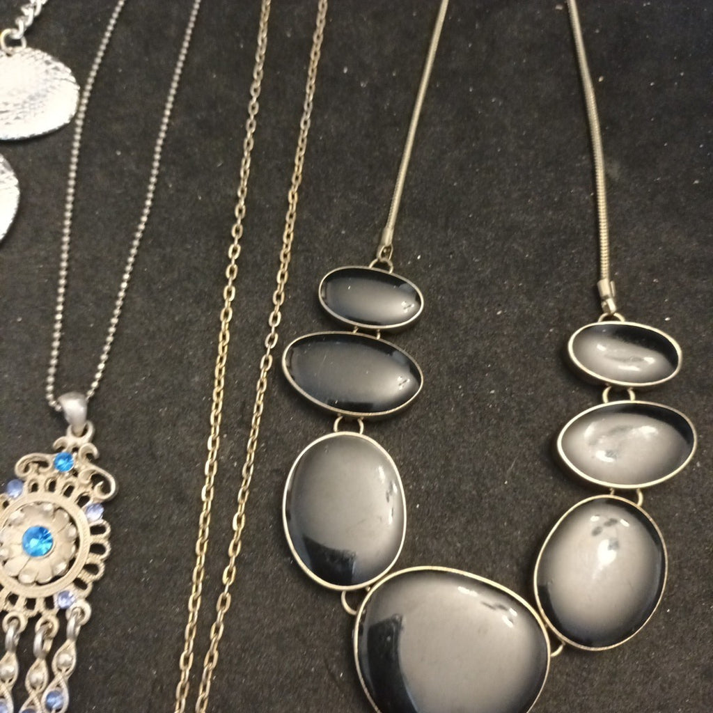 Silver Tone Costume Jewellery  Necklaces Bracelets Bundle Joblot 