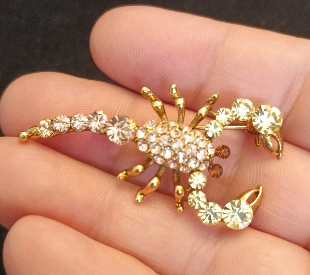 Scorpion Brooch Sparkly Rhinestones Gold Tone 5cm