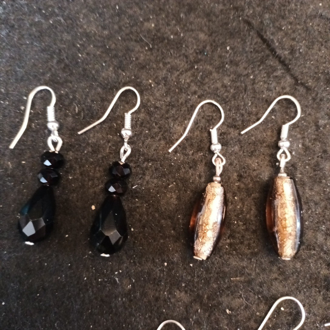 Earrings bundle. Pairs Of Earrings For Pierced Ears. Hoop Dangle Bundle Joblot