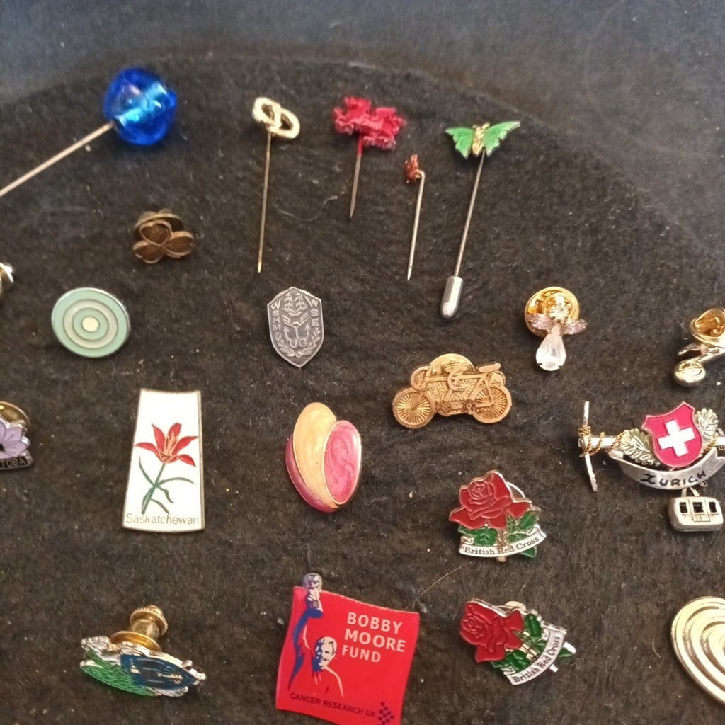 Brooch And Pin Bundle Costume Jewellery Brooches