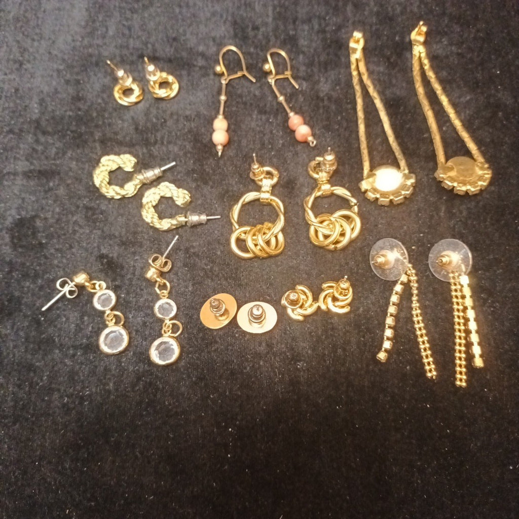 Earrings. Pairs Of Gold Tone Earrings For Pierced Ears.  Bundle Joblot