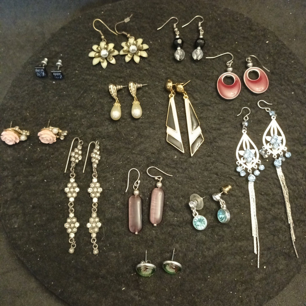Earrings. Pairs Of Earrings For Pierced Ears. Hoop Dangle. Studs Bundle Joblot