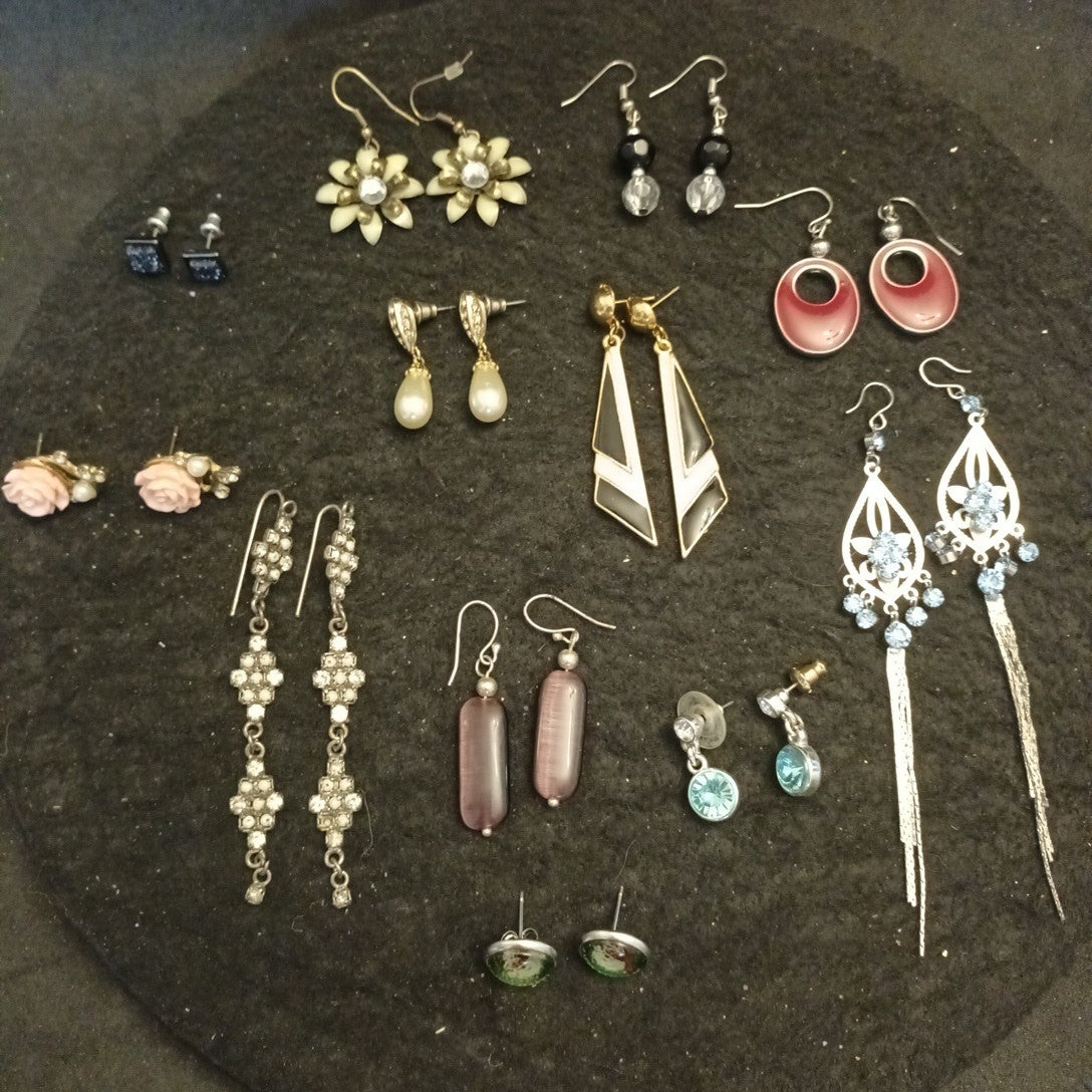 Earrings. Pairs Of Earrings For Pierced Ears. Hoop Dangle. Studs Bundle Joblot