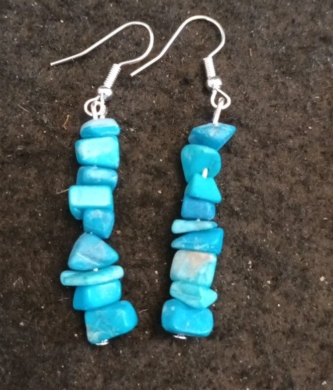 Earrings bundle. Pairs Of Earrings For Pierced Ears. Hoop Dangle Bundle Joblot