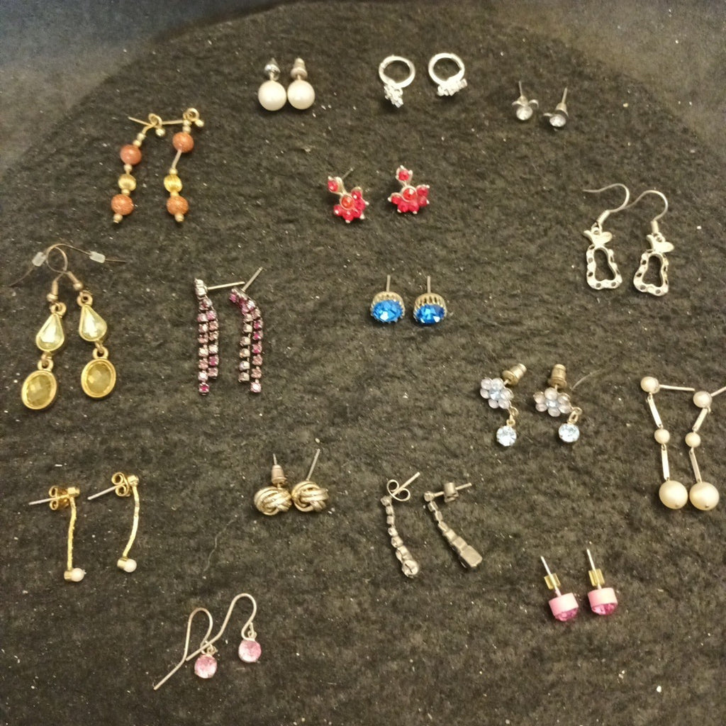 Earrings. Pairs Of Earrings For Pierced Ears. Hoop Dangle. Studs Bundle Joblot