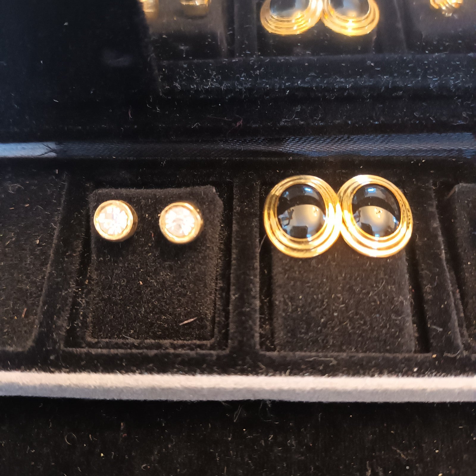 5 Pairs of Gold Tone Earrings for pierced ears