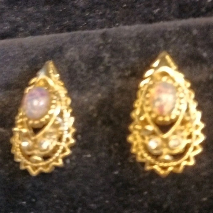 Gold Tone Clip On Earrings 27mm