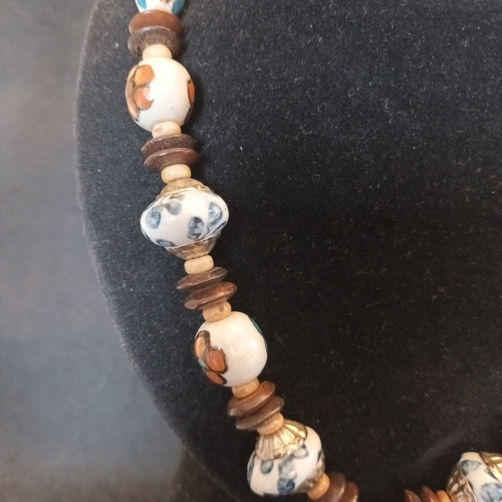 Ceramic Beaded Necklace With Large Pendant Floral 21in