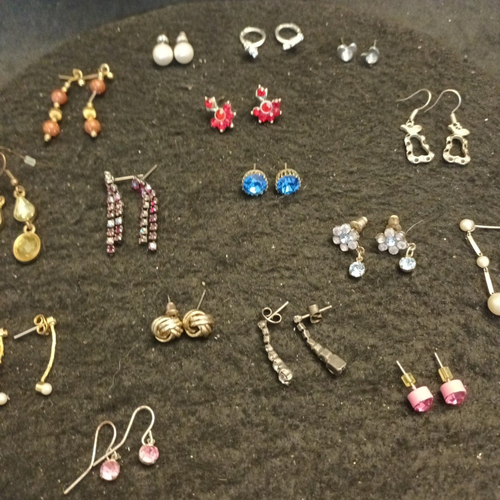 Earrings. Pairs Of Earrings For Pierced Ears. Hoop Dangle. Studs Bundle Joblot