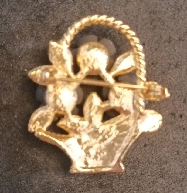 Gold Tone Brooch Basket With Black Roses 3.5cm Tall