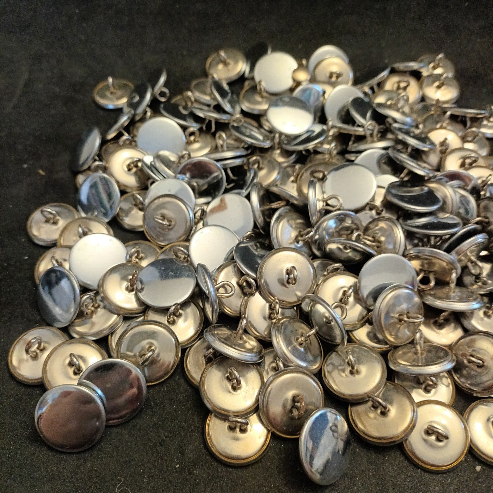 Bundle Of 170 Silver Tone Buttons 3cm Diameter