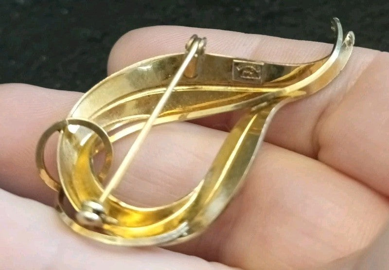 Costume Jewellery Bundle Brooches Pin Ring And Watch (Untested)