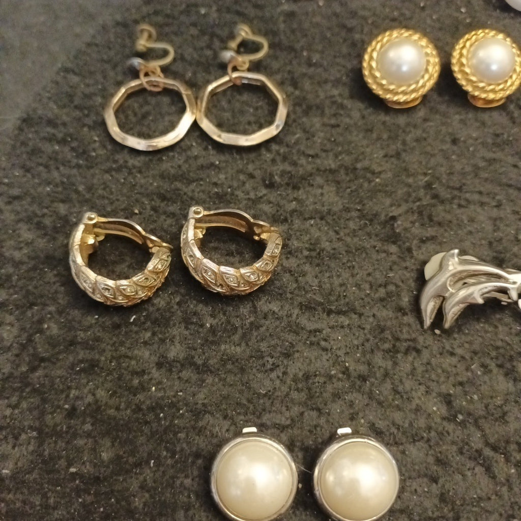 Clip On Earrings. 10 Pairs Of Clip On Earrings. Costume Jewellery Bundle