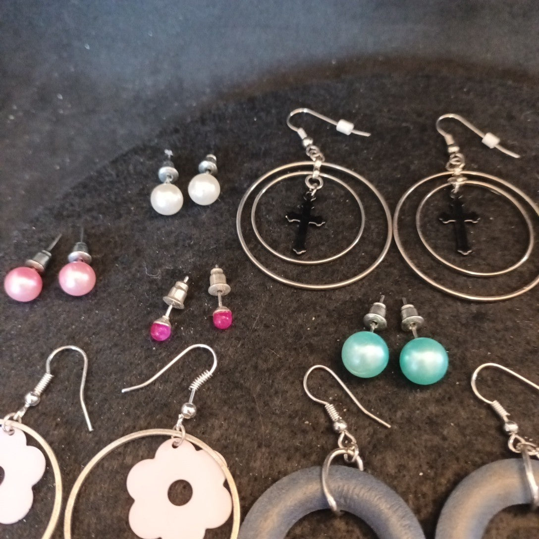 Earrings. Pairs Of Earrings For Pierced Ears. Hoop Dangle. Bundle Joblot